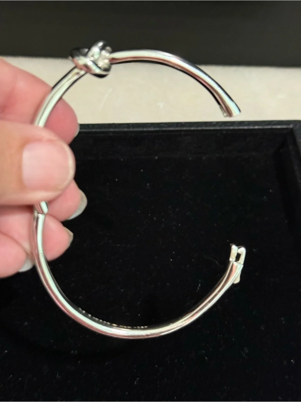 Kate Spade New York Sailor's Knot Hinge Bracelet Silvertone